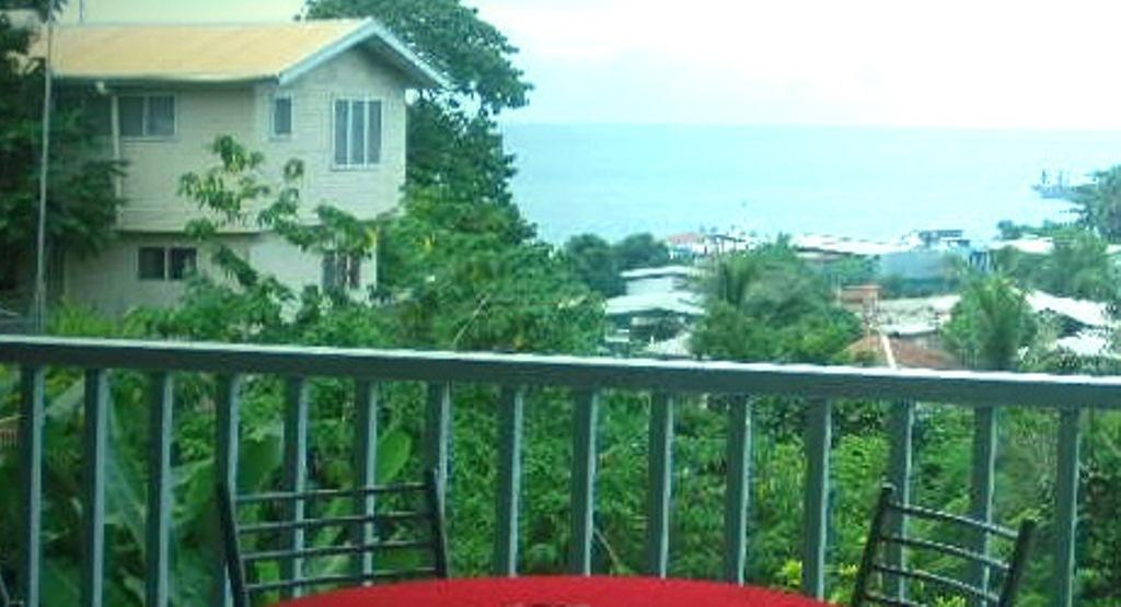 Red Mansion Comfort Inn Honiara Exterior photo